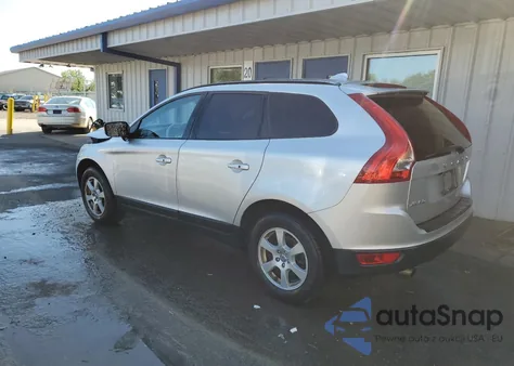 2010 Volvo Xc60 3.2 z USA, uszkodzony, nr VIN YV4960DZ5A2078534